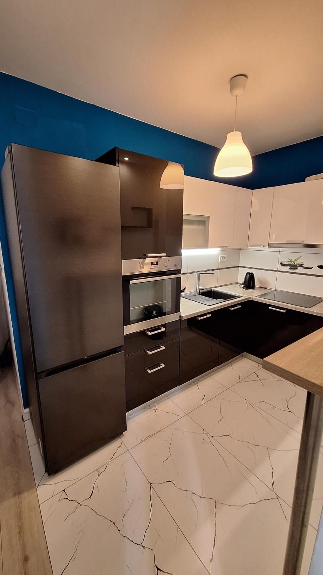 Apartman Katnic By The Beach ซริกเวนิซา ภายนอก รูปภาพ