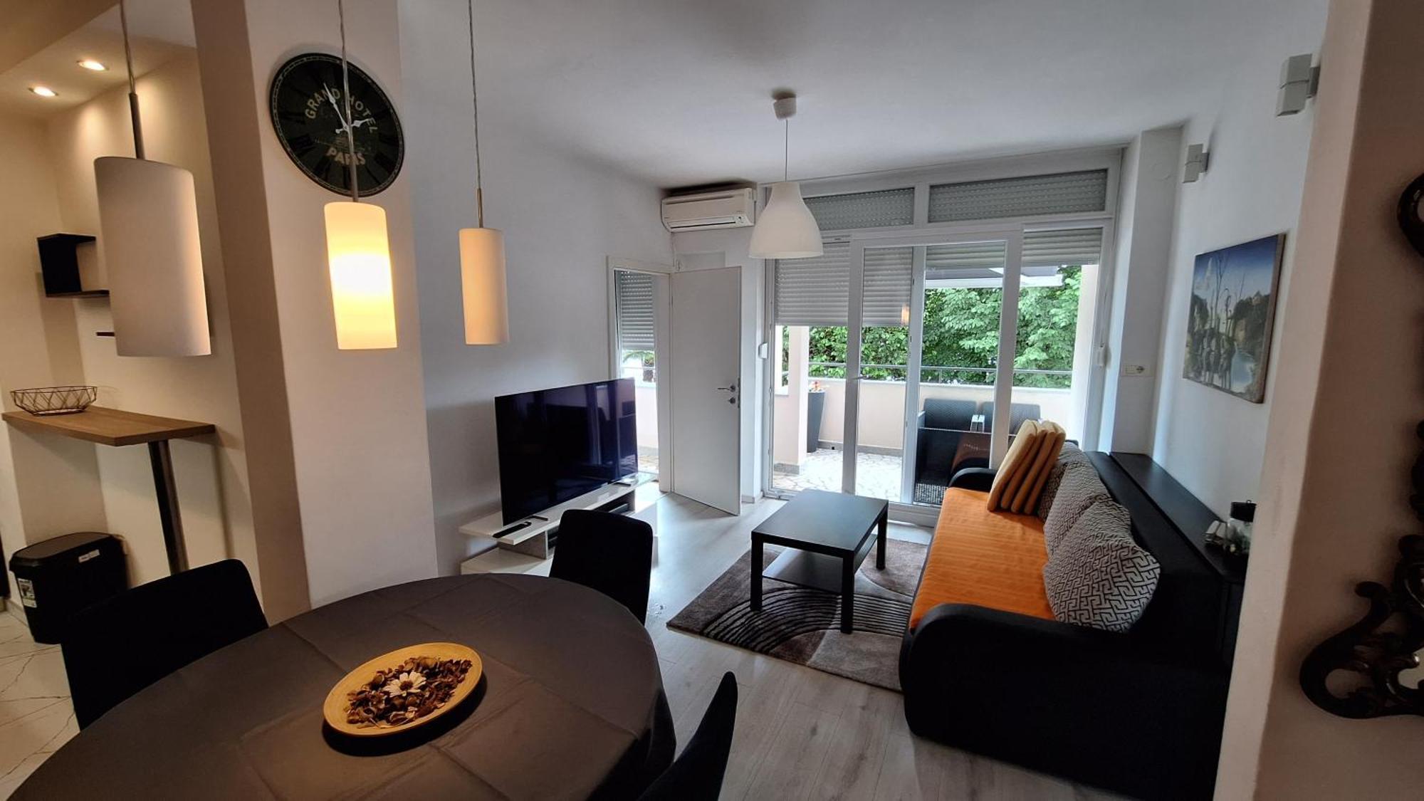 Apartman Katnic By The Beach ซริกเวนิซา ภายนอก รูปภาพ