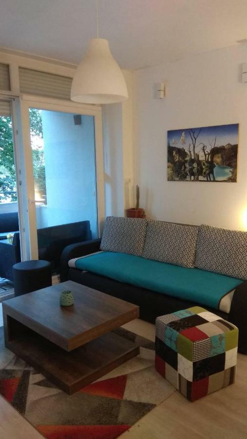 Apartman Katnic By The Beach ซริกเวนิซา ภายนอก รูปภาพ